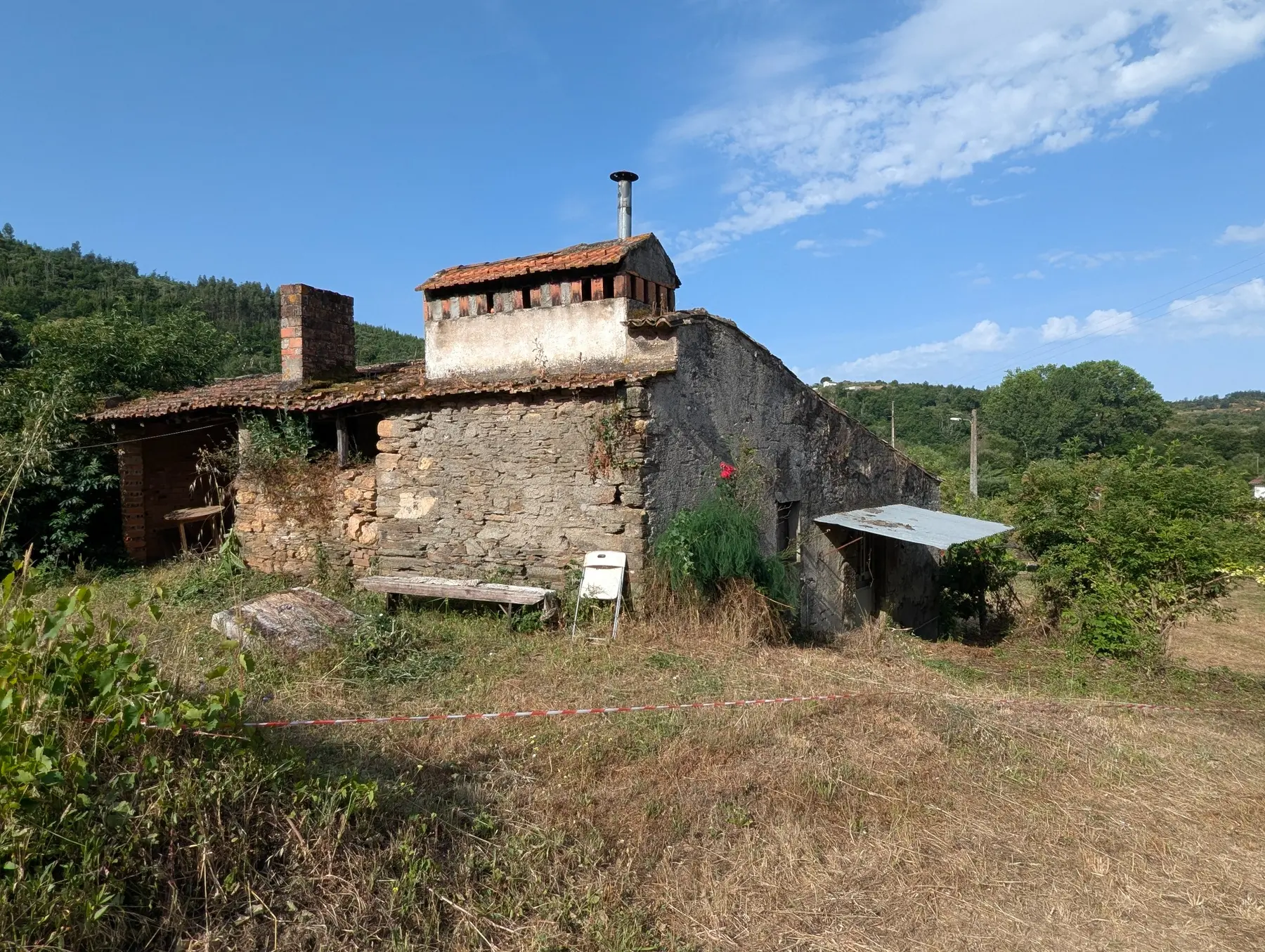 Traditional schist construction