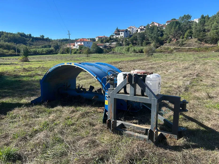 Revirador de compostagem TBT20